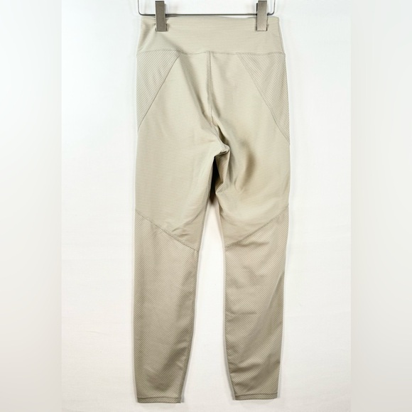 Good American ANGELED RIB LEGGING Size 2 - Picture 9 of 10